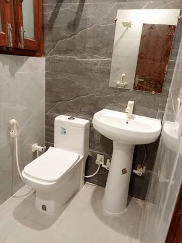 Bathroom in  Pg at Sector 42 – for Rent