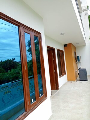 Room in  Pg at Sector 42 – for Rent