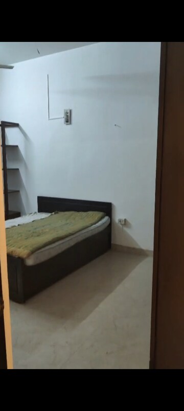 Bedroom in 2 BHK Apartment at Avarsekar Srushti, Prabhadevi – for Rent