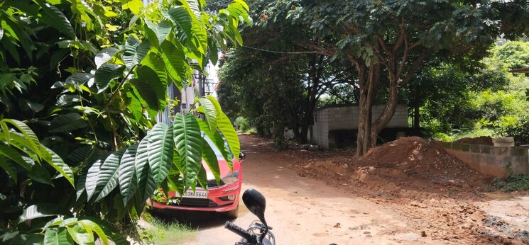 Parking, hennur  3300 Sq.Ft. Plot In Hennur Bangalore 9682697