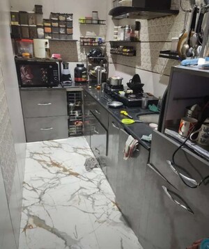 Master Bedroom in 2 BHK Apartment at Prathamesh Apartment Prabhadevi, Prabhadevi – for Rent