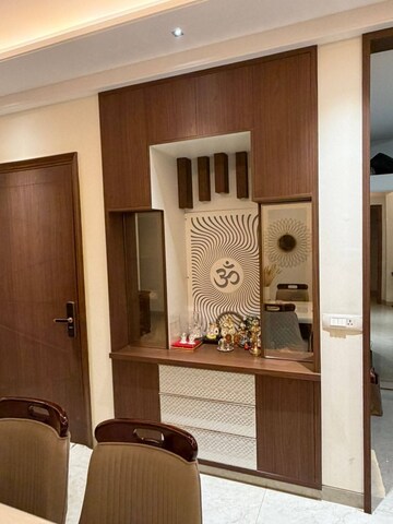 Furnished Amenities in 3 BHK Apartment at Saket – for Rent