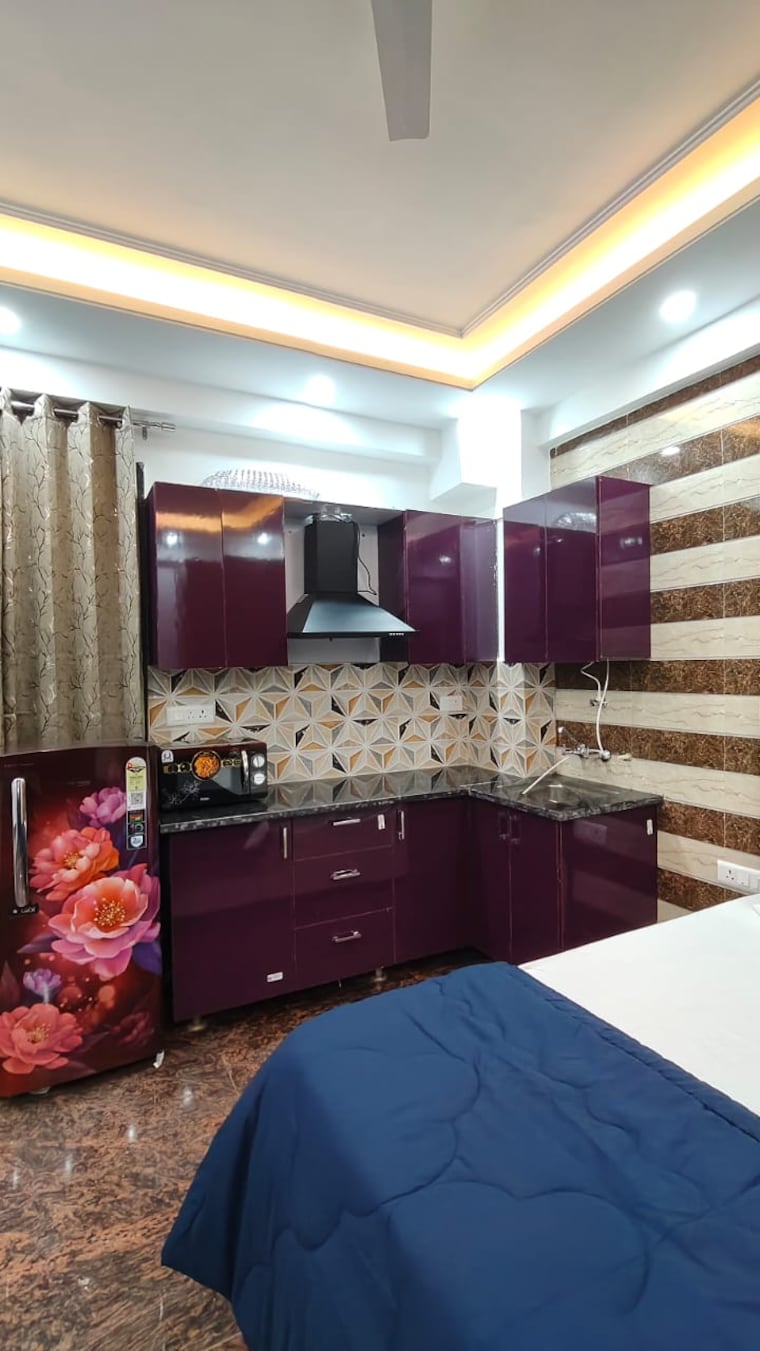 Kitchen, dlf-atria 1 RK 800 Sq.Ft. Builder Floor In Dlf Phase ii Gurgaon 9682777
