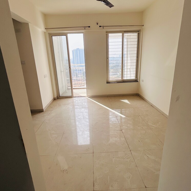 Room, pharande-kairosa 1 Bedroom 440 Sq.Ft. Apartment In Mumbai Bangalore Highway Pune 9682785