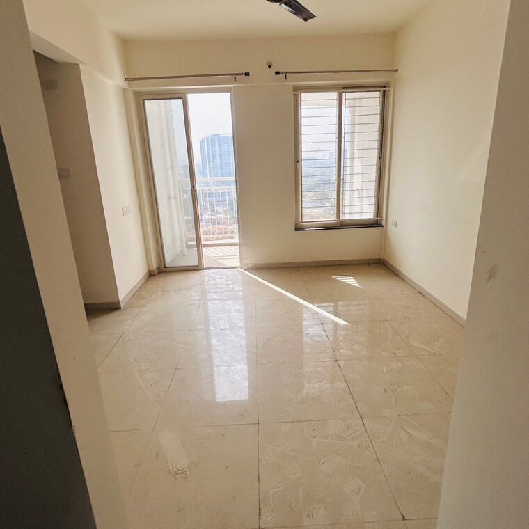 Room, pharande-kairosa 1 Bedroom 440 Sq.Ft. Apartment In Mumbai Bangalore Highway Pune 9682785