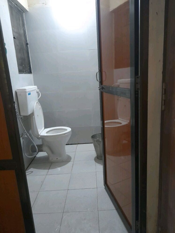 Bathroom, lodha-gardenia 2 Bedroom 800 Sq.Ft. Apartment In Wadala Mumbai 9682815