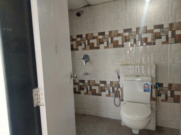 Bathroom in 3 BHK Apartment at Kumar Kruti, Kalyani Nagar – for Rent