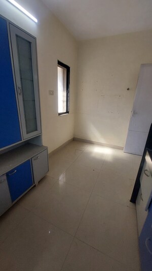 Furnished Amenities in 2 BHK Apartment at Kesar Residency, Kandivali West – for Rent