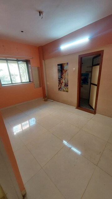 Furnished Amenities in 2 BHK Apartment at Kesar Residency, Kandivali West – for Rent