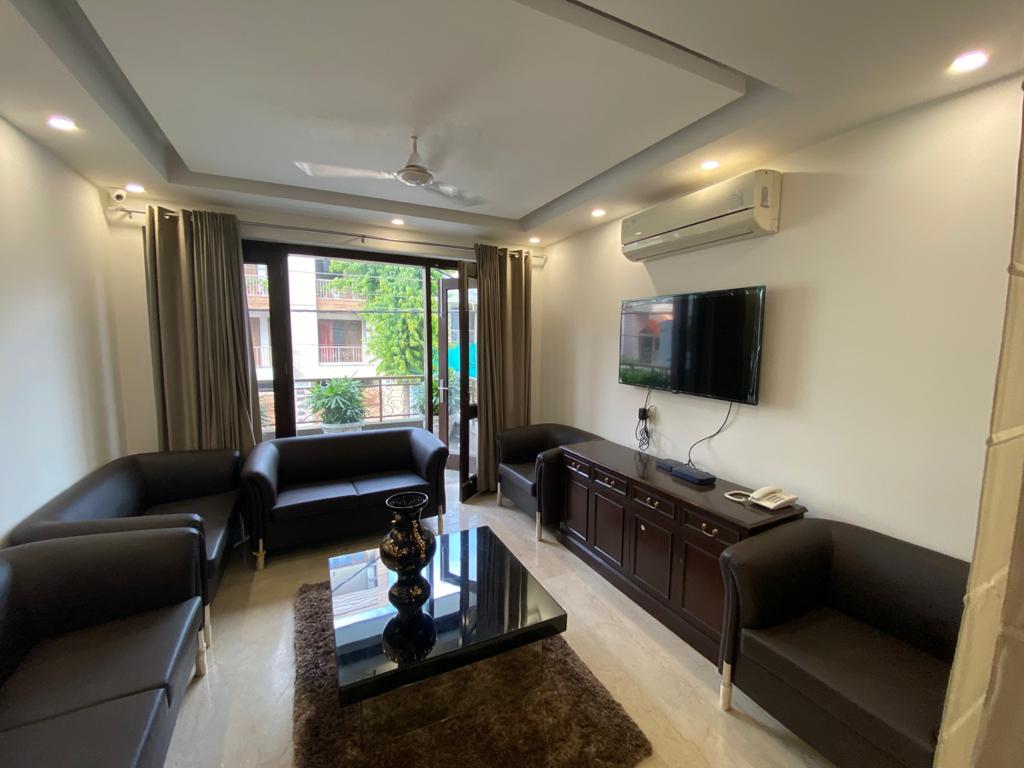 3 BHK + Servant Room Builder Floor For Rent in Greater Kailash I