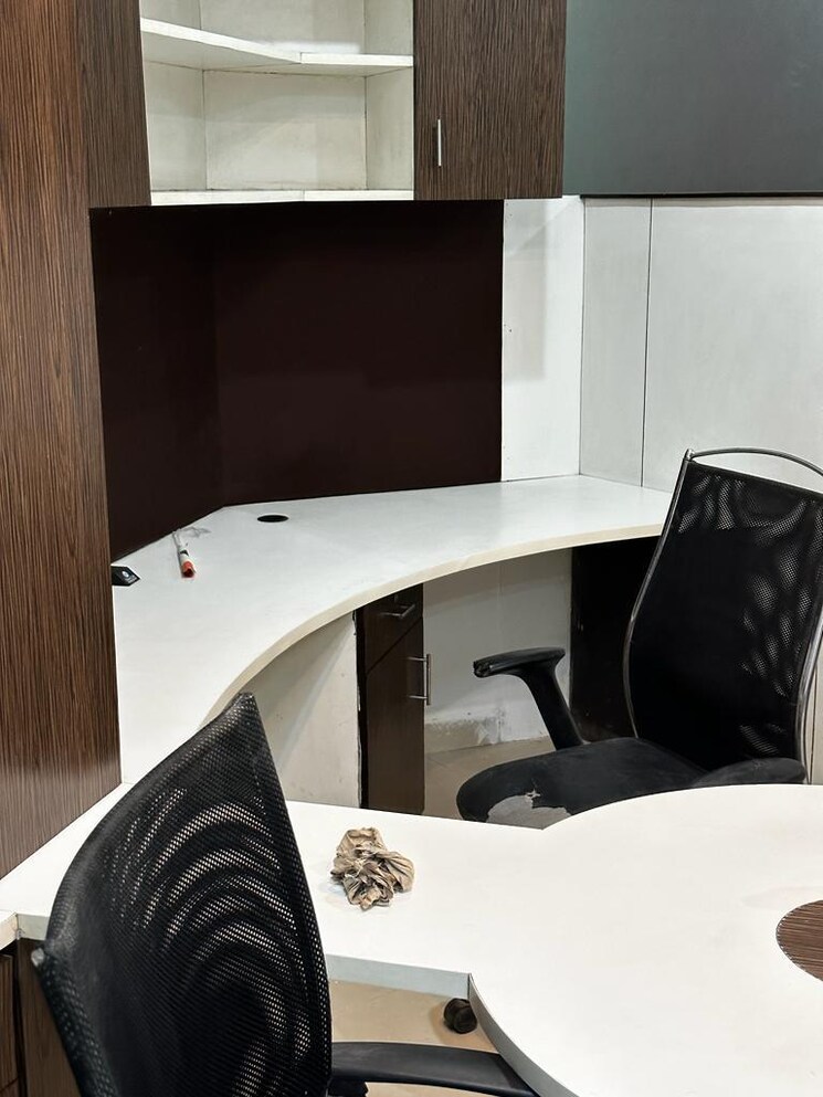 Kitchen, omaxe-gurgaon-mall Commercial Office Space 805 Sq.Ft. In Sector 49 Gurgaon 9682918