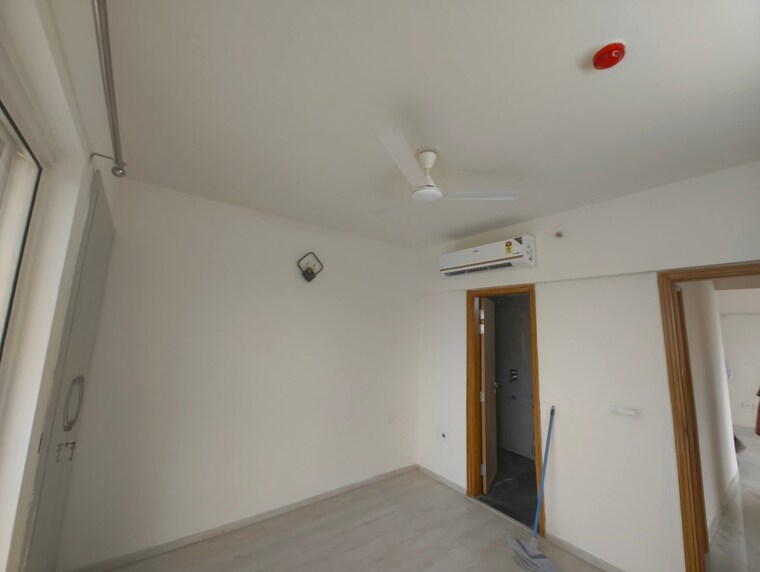 Room, m3m-marina 3 Bedroom 1650 Sq.Ft. Apartment In Sector 68 Gurgaon 9682928