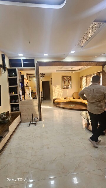 Parking in 3 BHK Apartment at Bhoomi Acres, Thane West – for Sale