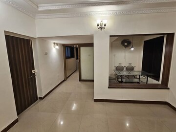 Room in 2 BHK Apartment at Oshiwara Mhada, Andheri West – for Rent