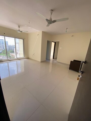 2 BHK Apartment For Sale in Kiran Towers, Malad West