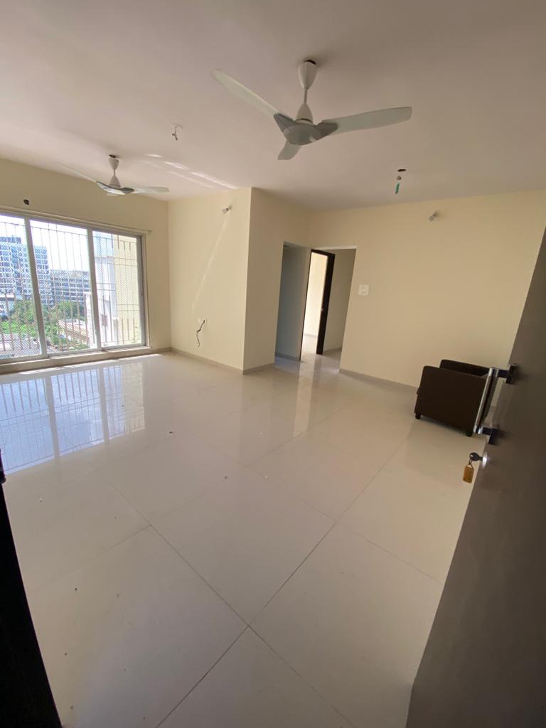 2 BHK Apartment For Sale in Kiran Towers