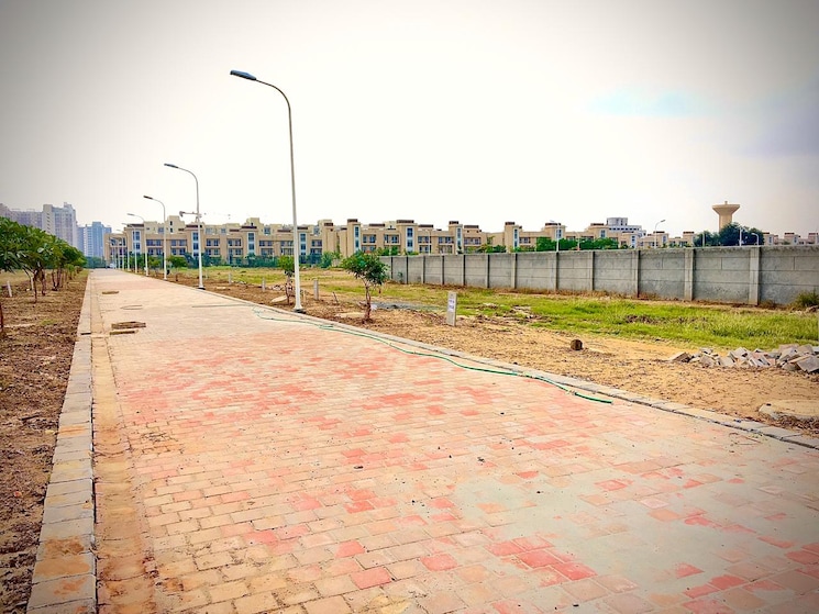 undefined, parklands  260 Sq.Yd. Plot In Sector 85 Faridabad 9682939