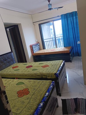 Room in  Pg at Goregaon East – for Rent
