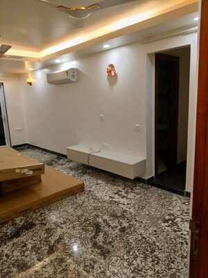 Furnished Amenities in 4 BHK Builder Floor at Kohli One Malibu Town, Sector 47 – for Rent