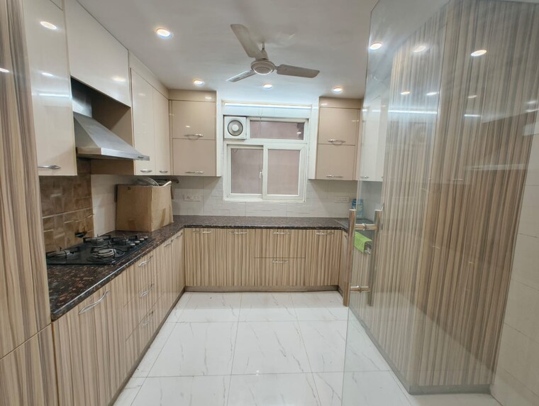 Kitchen, greater kailash i 3 Bedroom 208 Sq.Yd. Builder Floor In Greater Kailash I Delhi 9682968