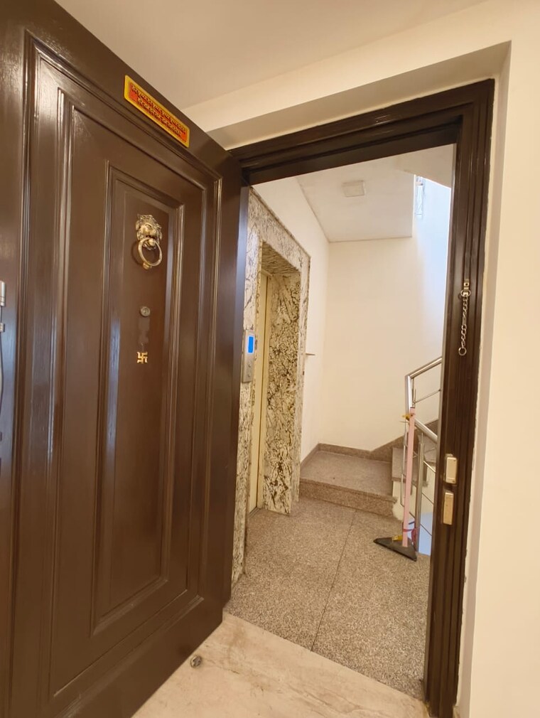 undefined, greater kailash i 3 Bedroom 208 Sq.Yd. Builder Floor In Greater Kailash I Delhi 9682968