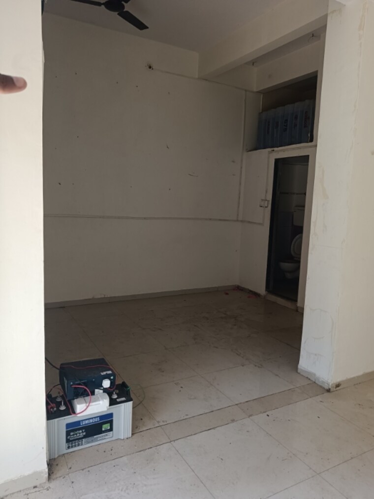 Room, evershine-homes-virar Commercial Shop 600 Sq.Ft. In Virar West Palghar 9682982