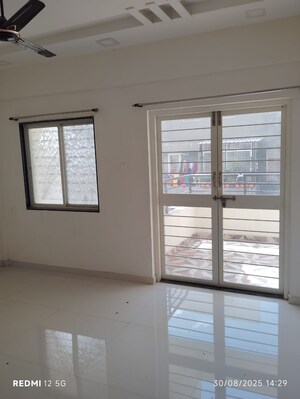 Room in 2 BHK Apartment at S N Pote Kinjal Pristine, Kiwale – for Rent