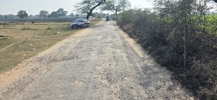 undefined, jewar Commercial Land 7254 Sq.Yd. In Jewar Greater Noida 9683068