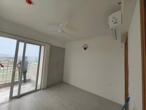 3 BHK Apartment For Rent in M3M Marina, Sector 68