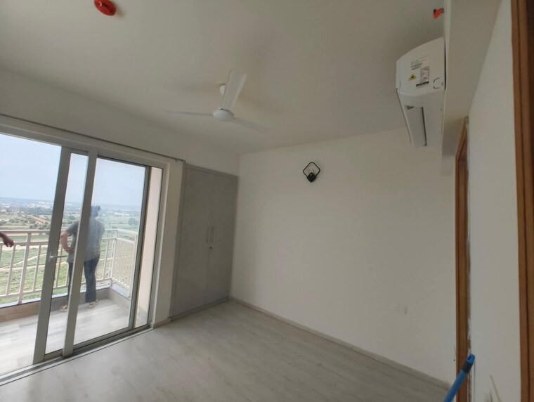 Room, m3m-marina 3 Bedroom 1650 Sq.Ft. Apartment In Sector 68 Gurgaon 9683005