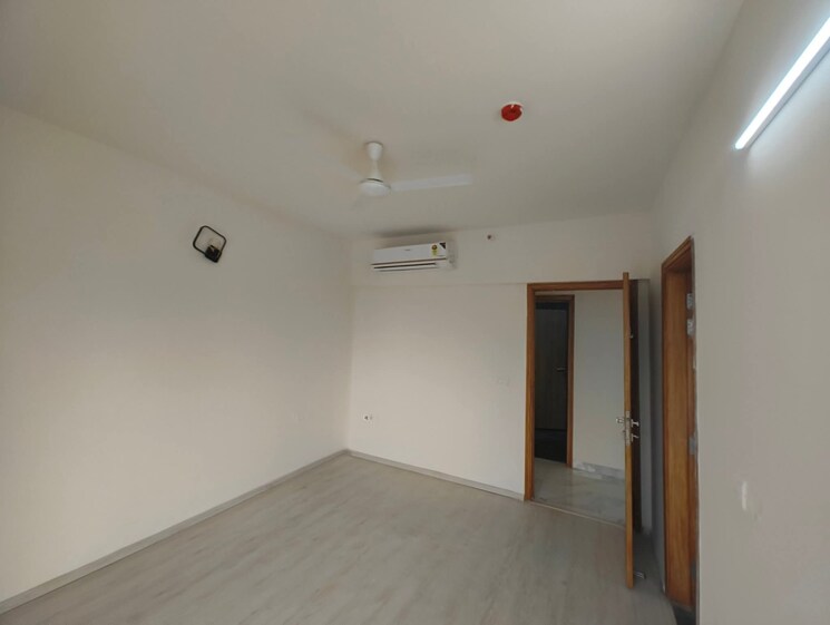 Room, m3m-marina 3 Bedroom 1650 Sq.Ft. Apartment In Sector 68 Gurgaon 9683005
