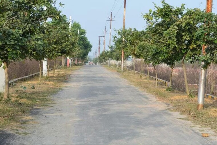 undefined, gomti nagar  2110 Sq.Ft. Plot In Gomti Nagar Lucknow 9683004