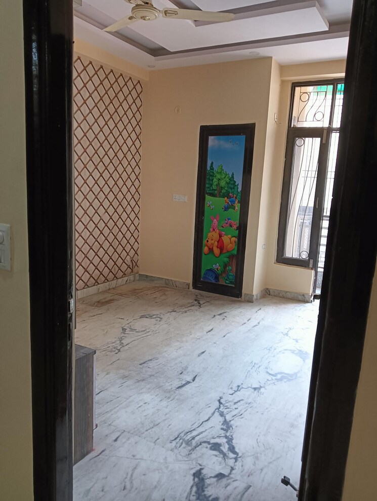 Room, vasundhara sector 3 2 Bedroom 850 Sq.Ft. Apartment In Vasundhara Sector 3 Ghaziabad 9683012