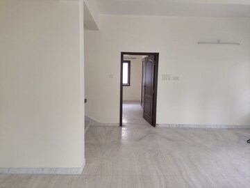Room in 6+ BHK Independent House at Manikonda – for Sale