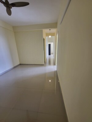 2 BHK Apartment For Rent in Pyramid Urban Homes, Sector 70a