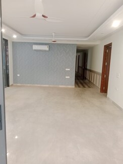 4 BHK + Servant Room Builder Floor For Sale in Saket
