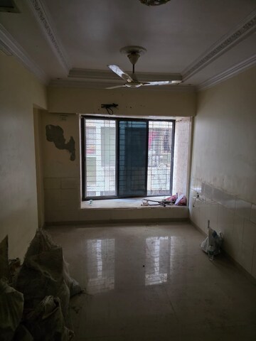 Living Room in 1.5 BHK Apartment at Paranjape Schemes Royal Court, Andheri East – for Rent