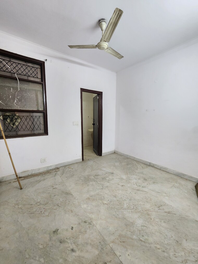 Room, chattarpur 2 Bedroom 650 Sq.Ft. Builder Floor In Chattarpur Delhi 9683069