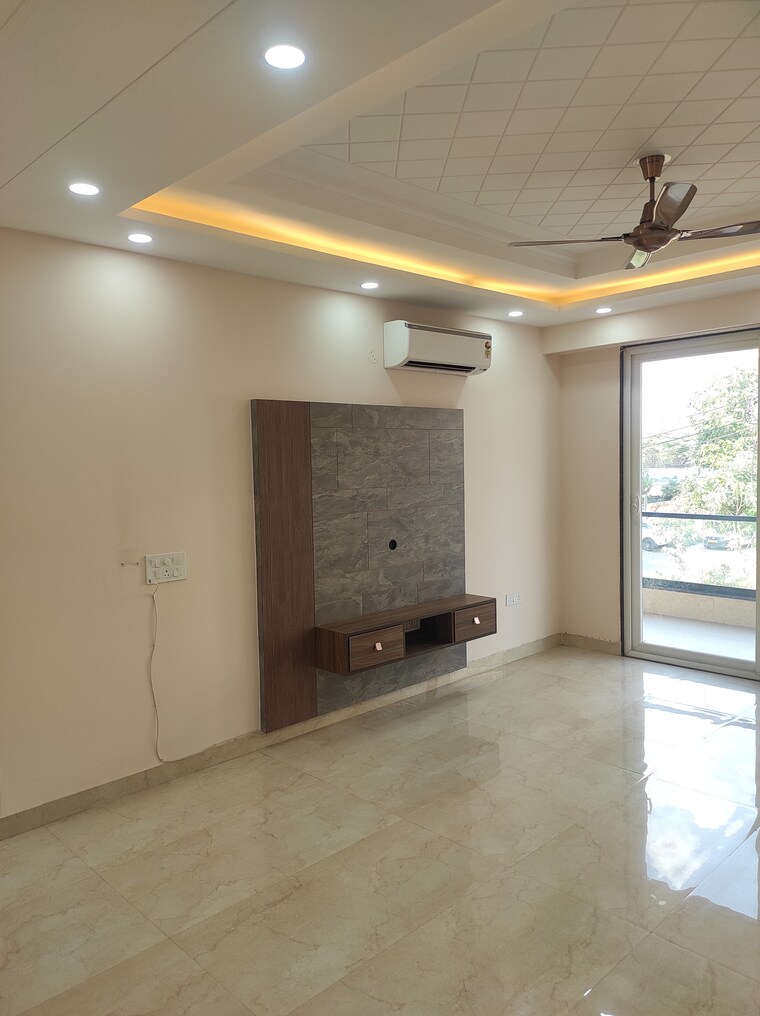 undefined, sector 52 3 Bedroom 2200 Sq.Ft. Builder Floor In Sector 52 Gurgaon 9683206