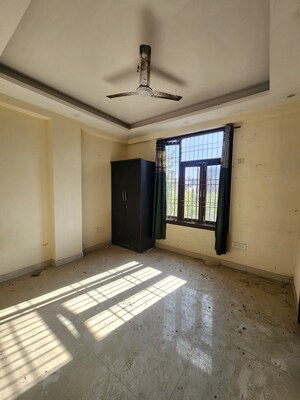2 BHK Builder Floor For Rent in Chattarpur