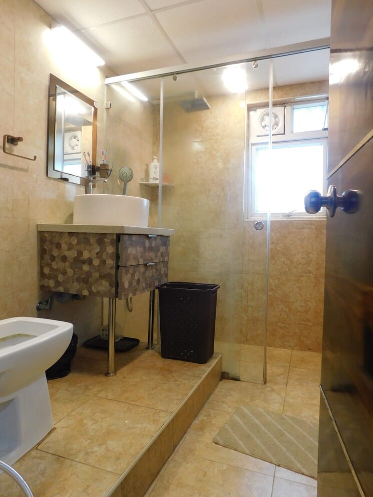 Bathroom, salarpuria-sattva-greenage 3 Bedroom 1890 Sq.Ft. Apartment In Hosur Road Bangalore 9683131