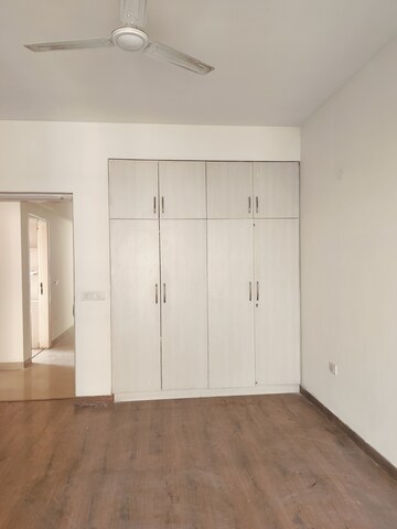 3.5 BHK Apartment For Rent in Emaar Imperial Gardens, Sector 102