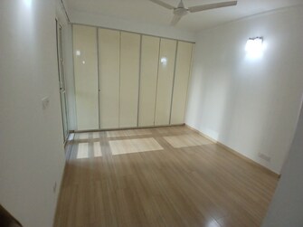 4 BHK + Pooja Room,Servant Room Apartment For Sale in DLF Park Place in Sector 54, Gurgaon
