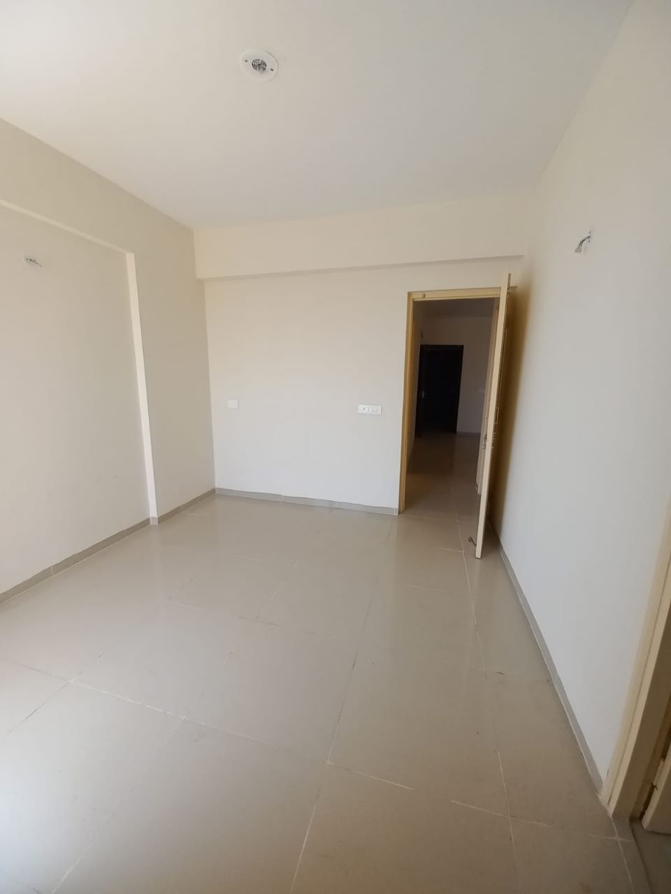 3 BHK + Pooja Room 1550 Sq.Ft. Apartment in Vihaan Wisteria