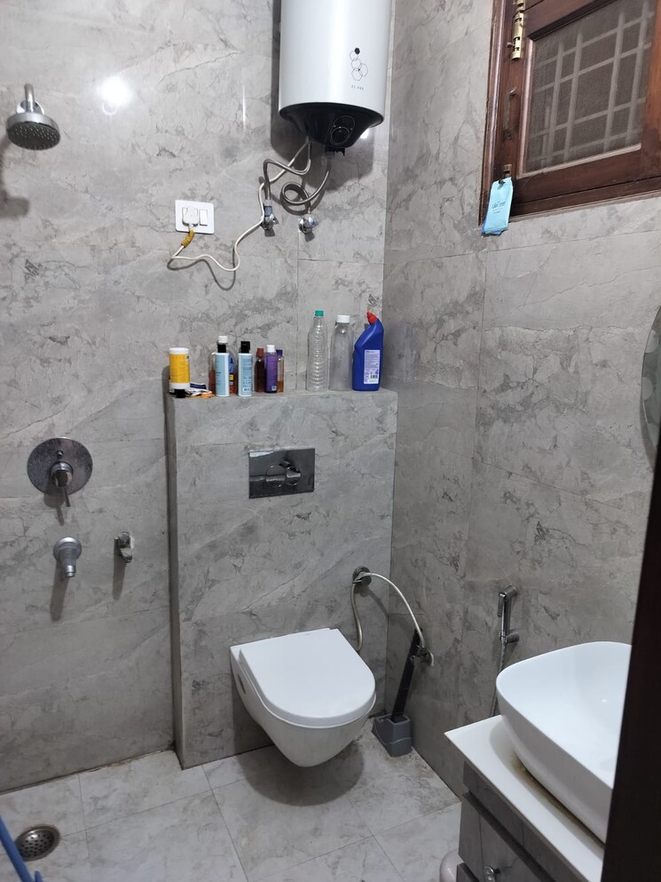 Bathroom, scc-sapphire 2 Bedroom 895 Sq.Ft. Apartment In Raj Nagar Extension Ghaziabad 9683237