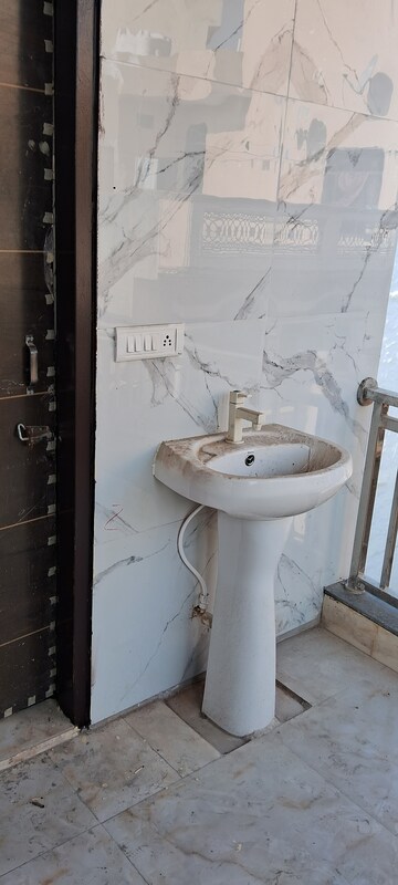 Bathroom in 3.5 BHK Independent House at Sgm Nagar – for Sale