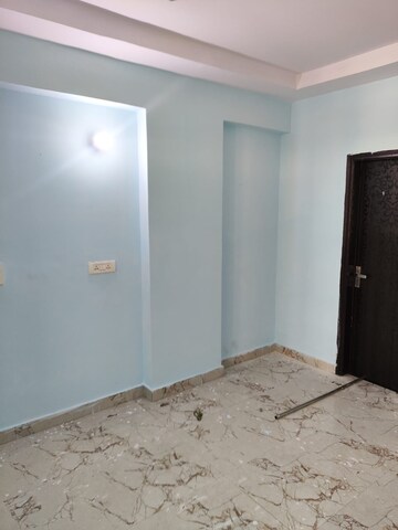 Room in 3 BHK Apartment at Sector 23 Dwarka – for Rent