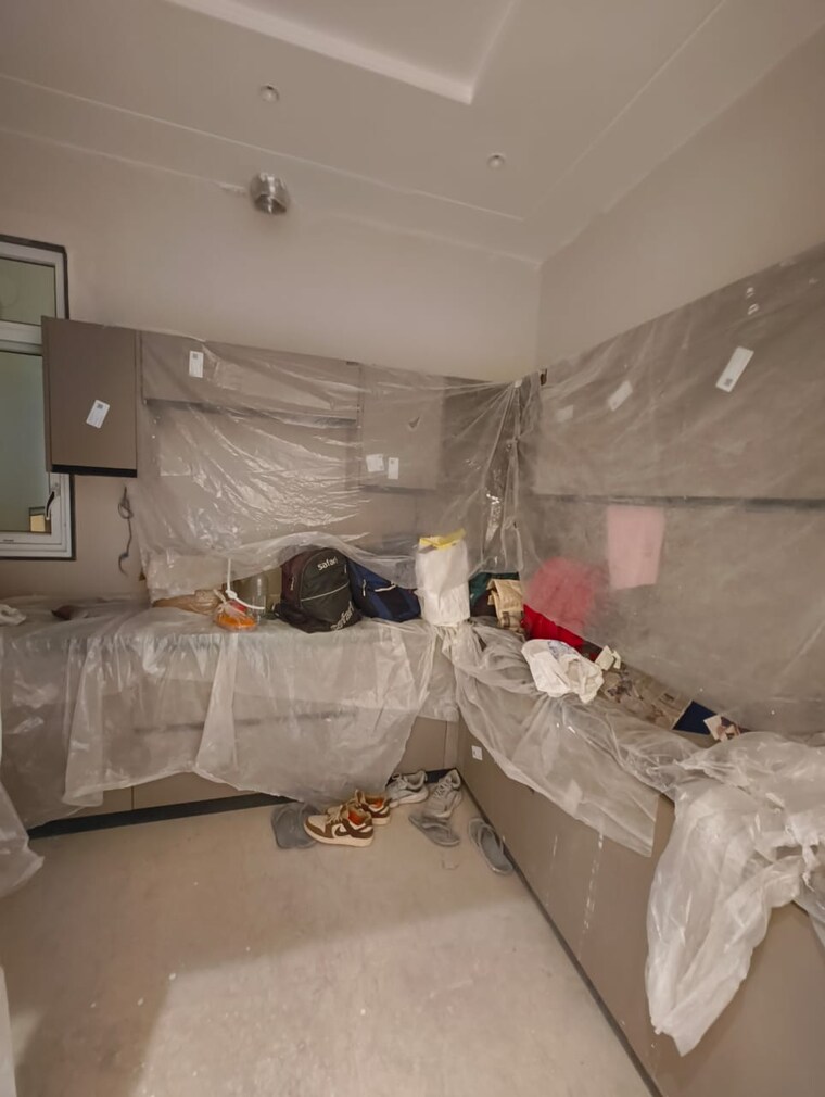 Bathroom, nehru enclave 3 Bedroom 200 Sq.Yd. Builder Floor In Nehru Enclave Delhi 9683342