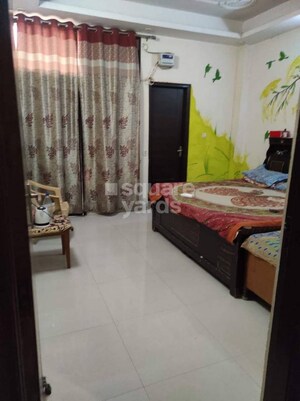Living Room in 3 BHK Builder Floor at Vasundhara Pride, Vasundhara Sector 16 – for Rent