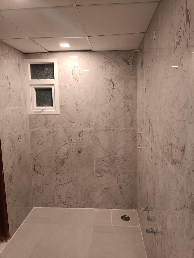 Bathroom, proview-officer-city 3 Bedroom 1475 Sq.Ft. Apartment In Raj Nagar Extension Ghaziabad 9683388